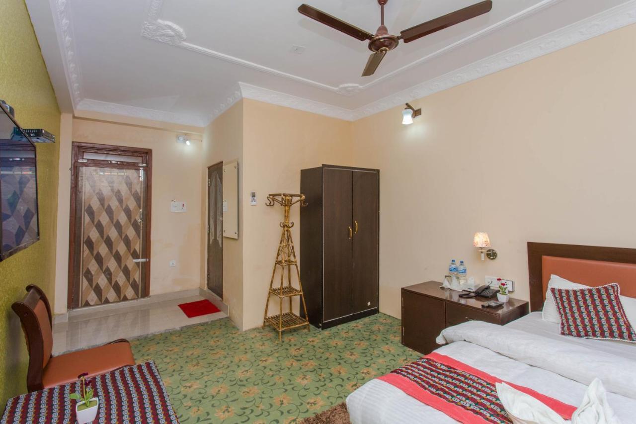 Hotel The Ranimahal Tānsen Екстериор снимка