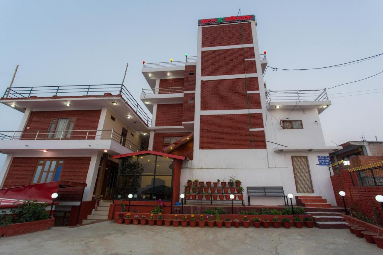 Hotel The Ranimahal Tānsen Екстериор снимка