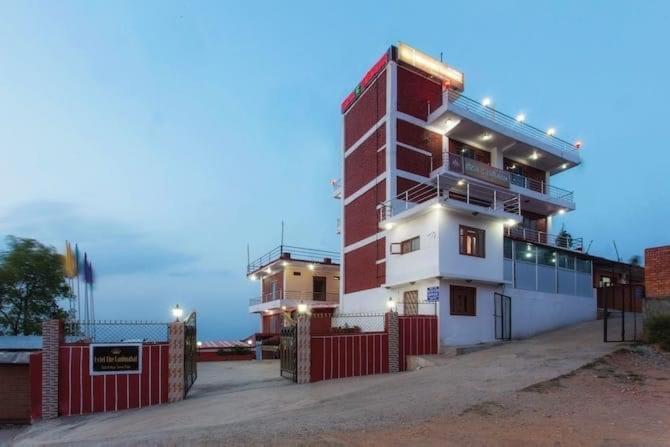 Hotel The Ranimahal Tānsen Екстериор снимка