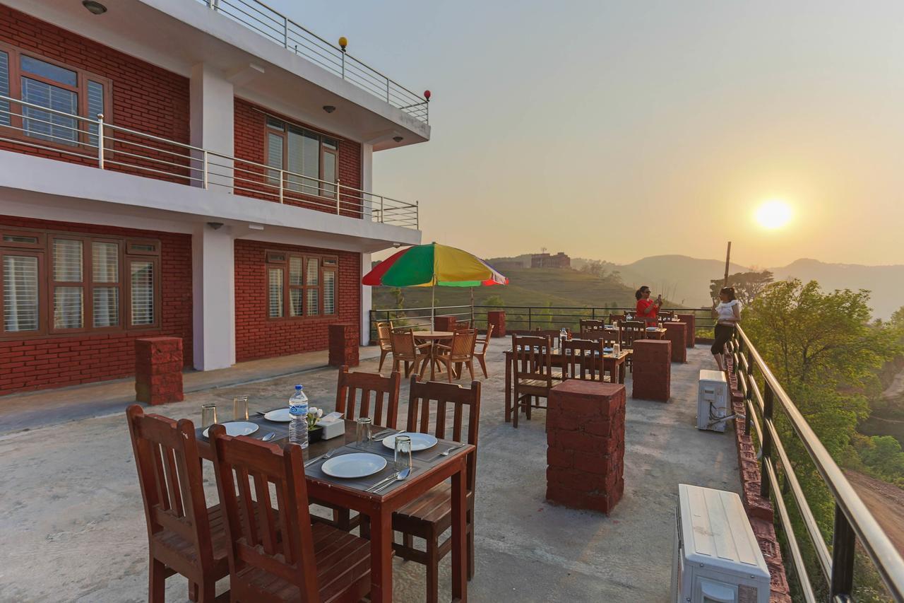 Hotel The Ranimahal Tānsen Екстериор снимка