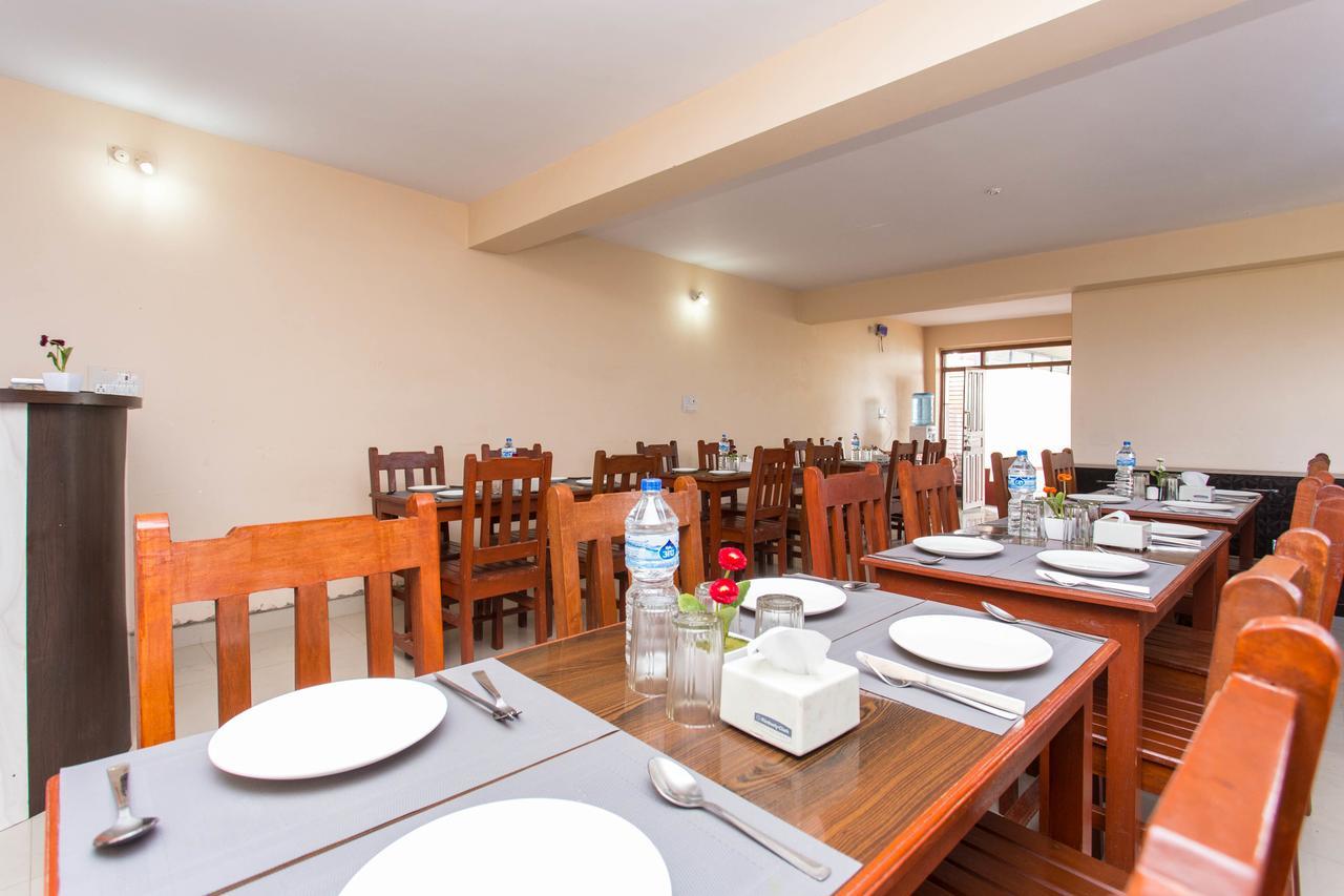 Hotel The Ranimahal Tānsen Екстериор снимка