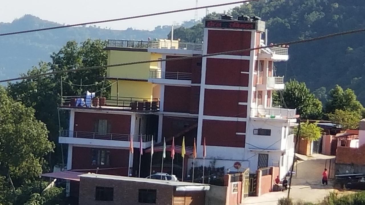 Hotel The Ranimahal Tānsen Екстериор снимка