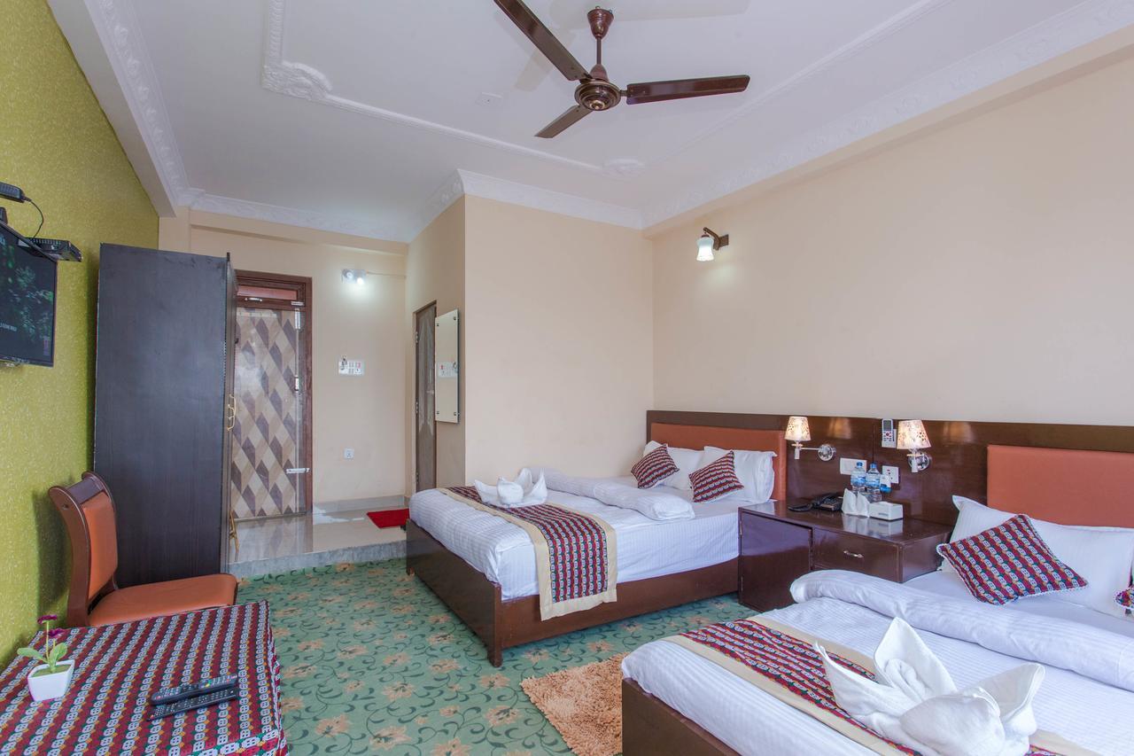 Hotel The Ranimahal Tānsen Екстериор снимка